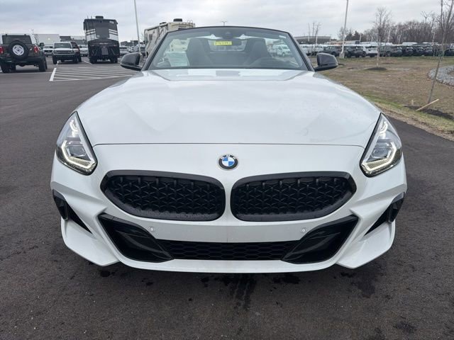 Used 2022 BMW Z4 M40i w/ Premium Package image 15