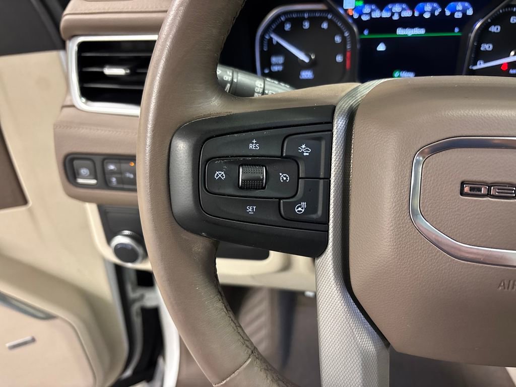 Used 2021 GMC Yukon Denali w/ Denali Premium Package image 37