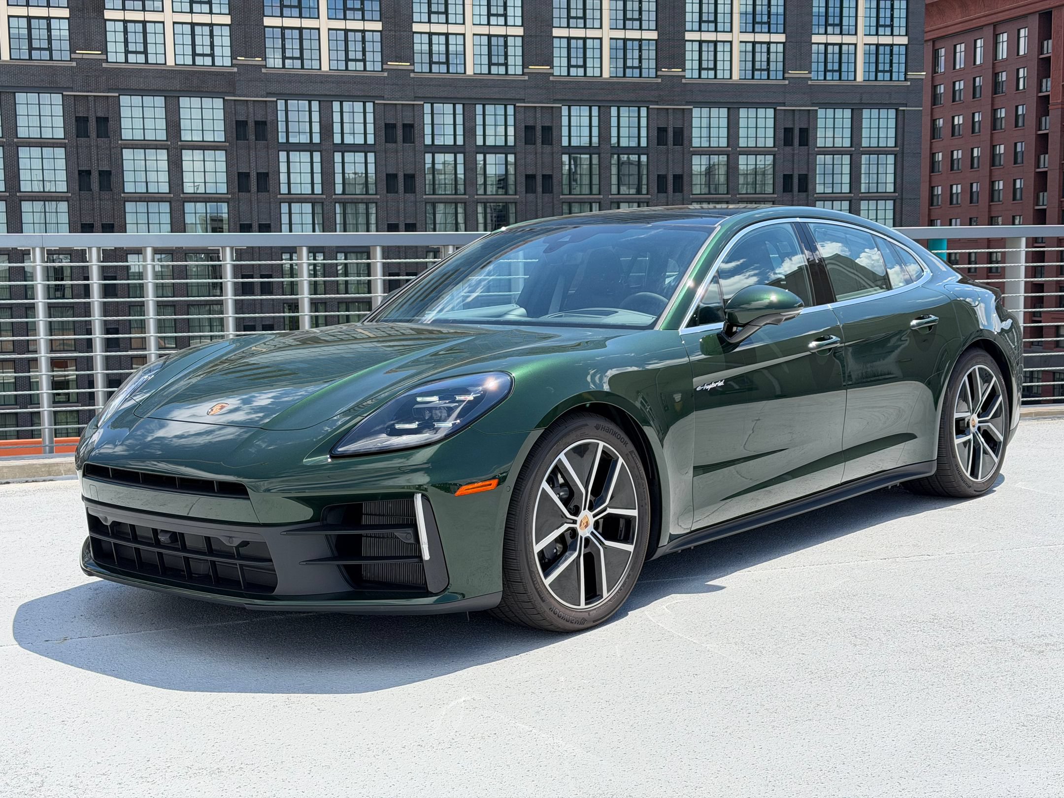 New 2026 Porsche Panamera 4 AWD/4WD image 1