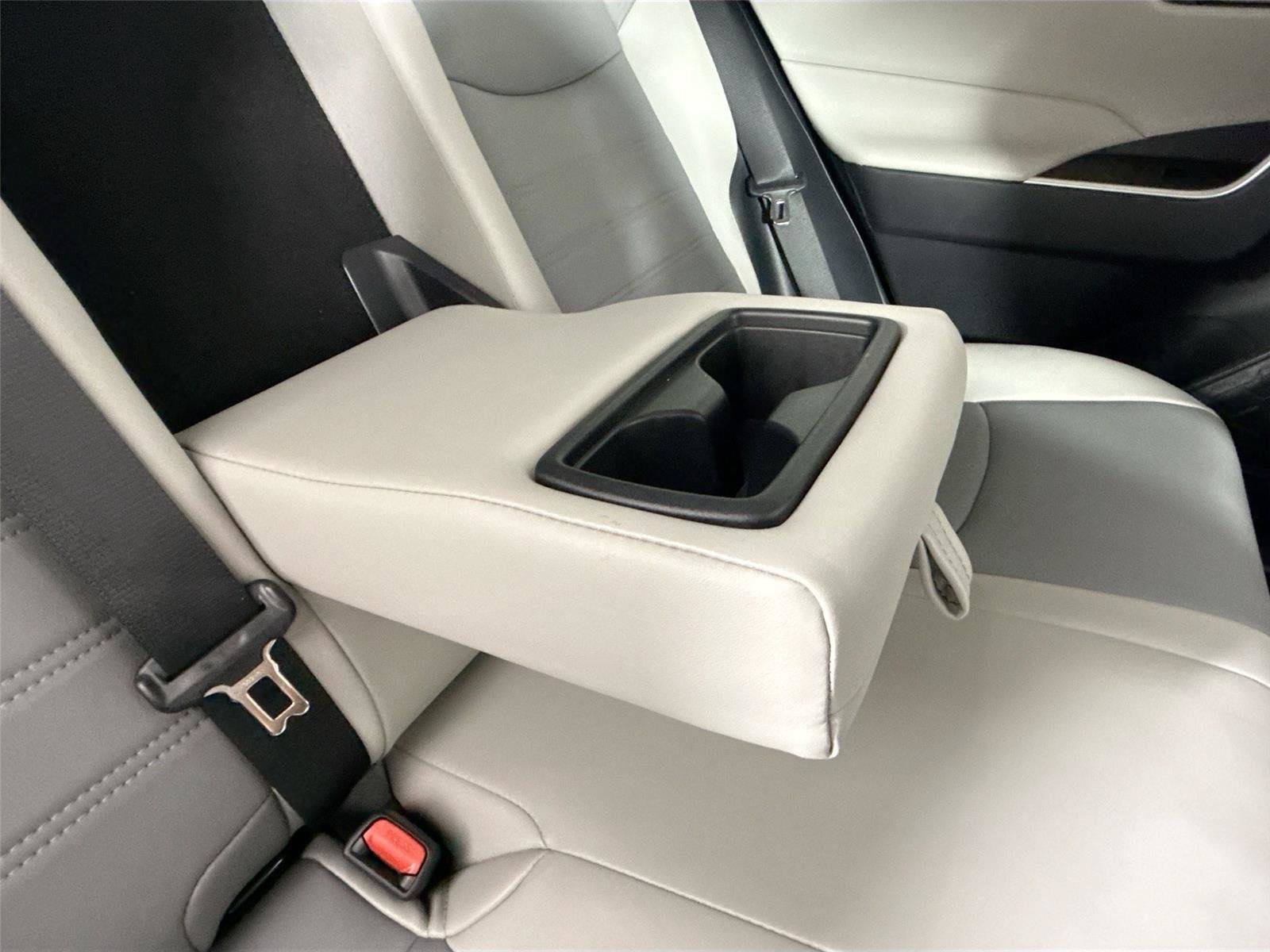 Certified 2025 Toyota RAV4 XLE Premium FWD image 40