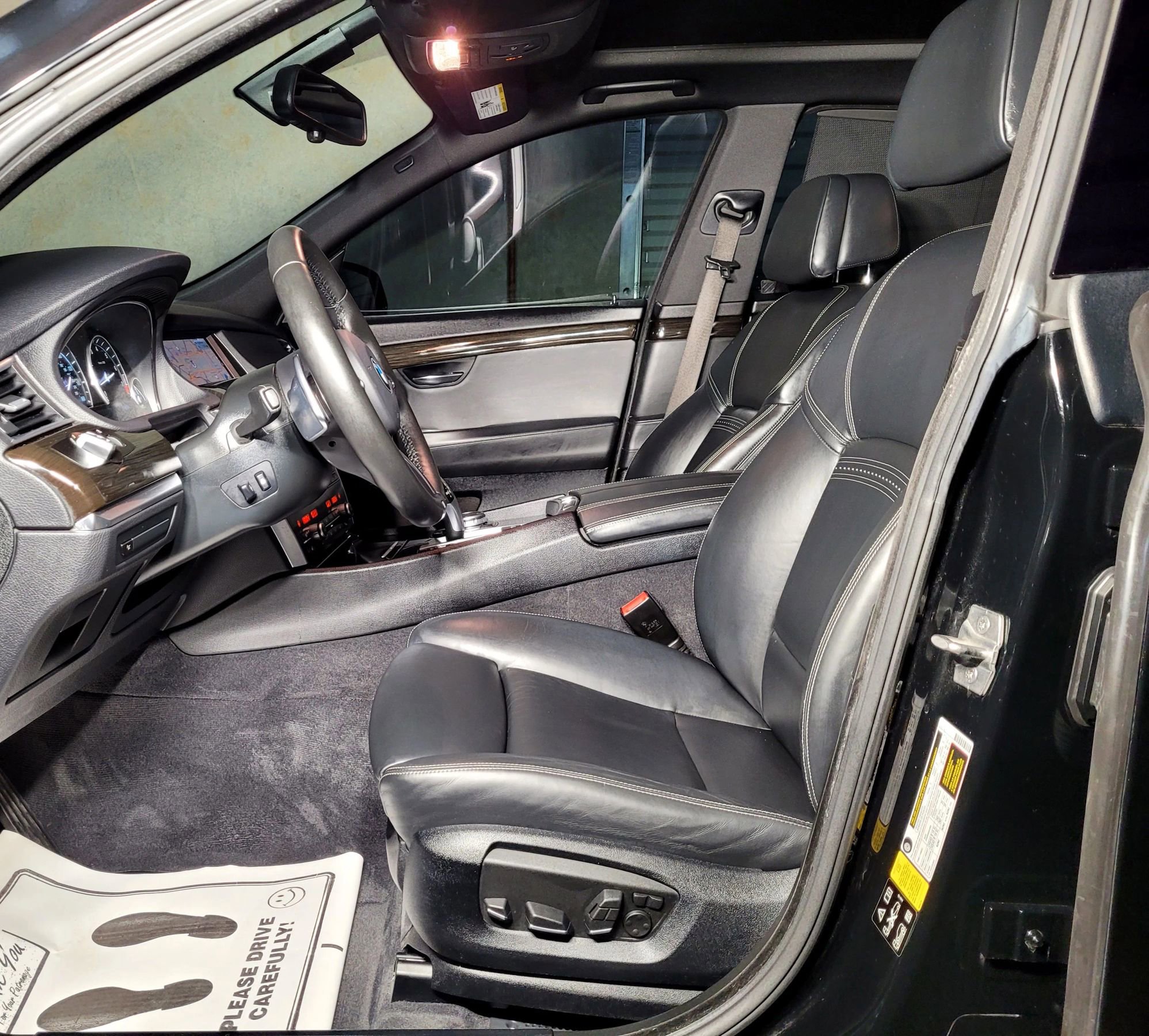 Used 2017 BMW 535i xDrive image 23