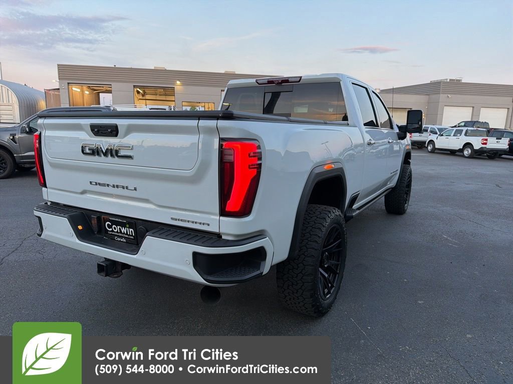 Used 2024 GMC Sierra 2500 Denali Ultimate image 9