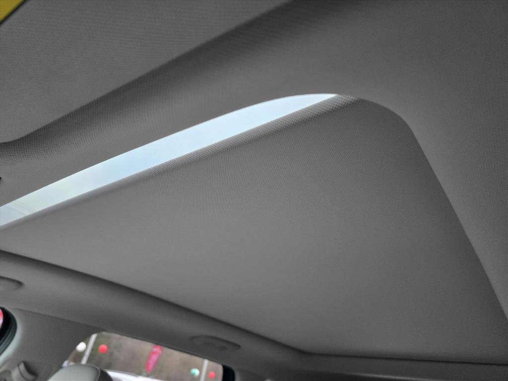New 2026 Kia Sorento S w/ S Panoramic Sunroof Package FWD image 12