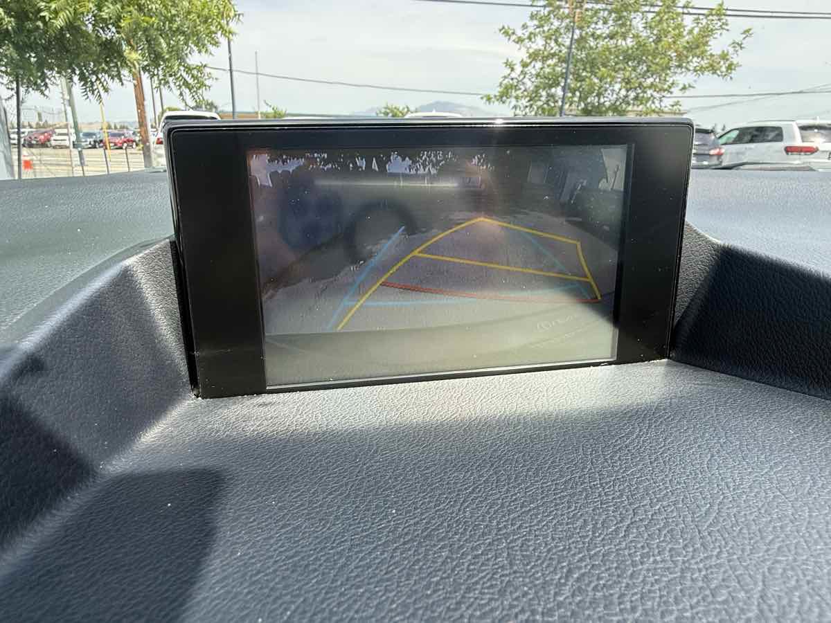 Used 2014 Lexus CT 200h FWD image 27