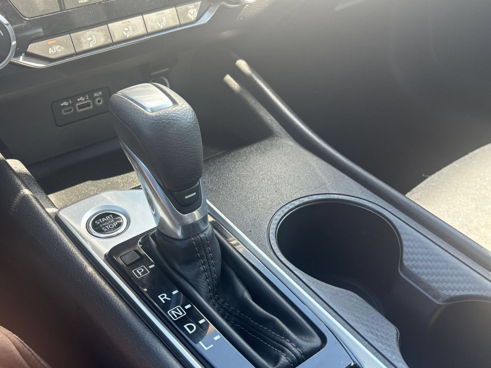 Used 2025 Nissan Altima 2.5 SV FWD image 39