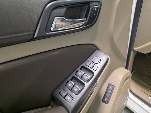 Used 2018 Chevrolet Suburban LT w/ LT Signature Package AWD/4WD image 13