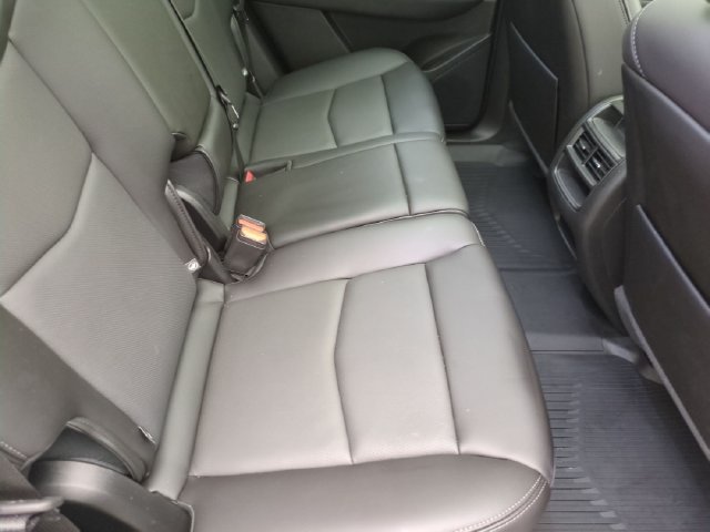 Used 2024 Cadillac XT5 Premium Luxury w/ LPO, Floor Liner Package AWD/4WD image 26