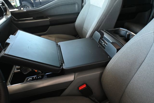 Used 2022 Ford F150 Lightning XLT image 25