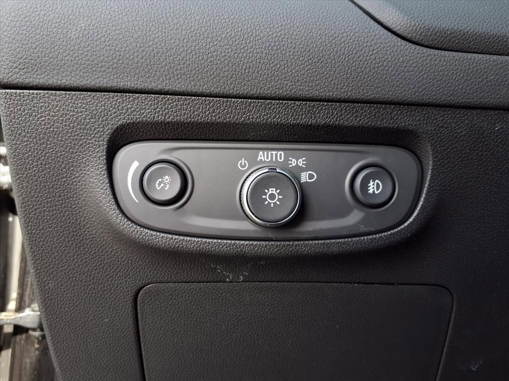 Certified 2023 Buick Encore GX Preferred w/ Cold Weather Comfort Package image 22