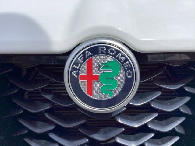 Used 2024 Alfa Romeo Stelvio Veloce image 39