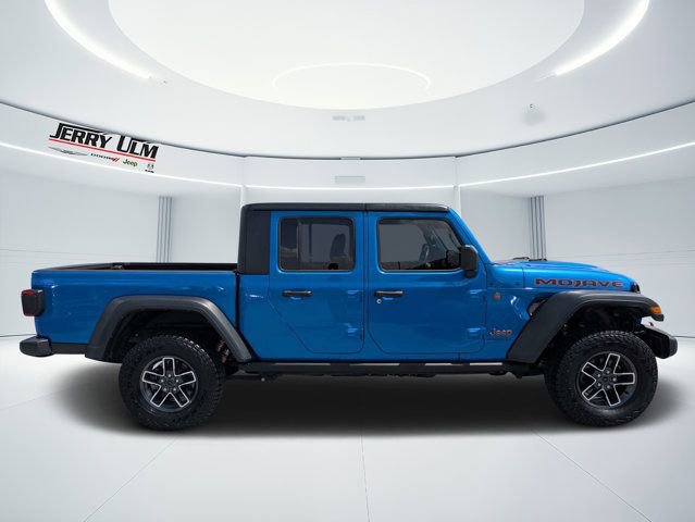 Used 2025 Jeep Gladiator Mojave AWD/4WD image 2