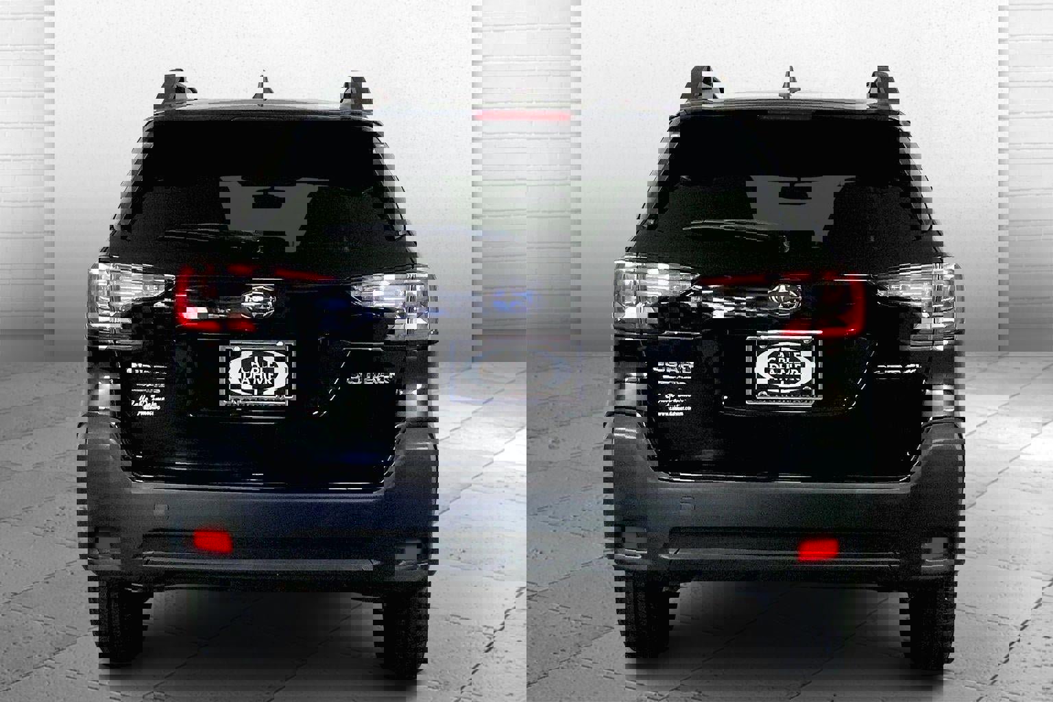 Used 2024 Subaru Outback Premium image 3