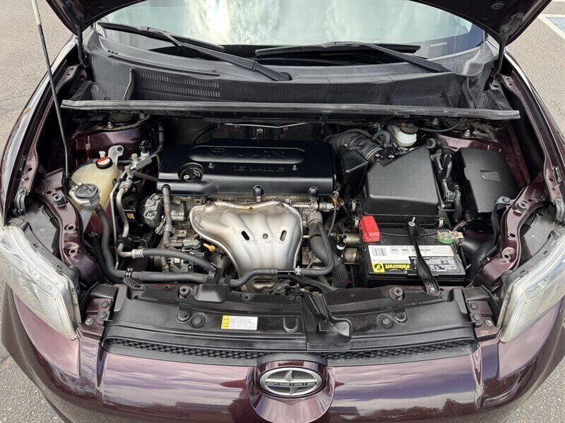 Used 2015 Scion xB FWD image 9