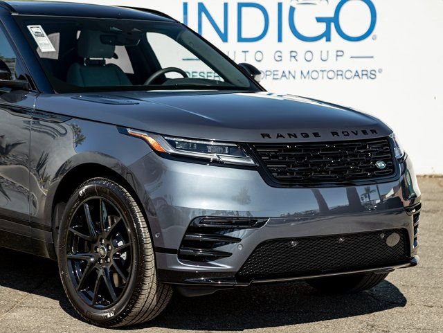 New 2026 Land Rover Range Rover Velar Dynamic SE image 5