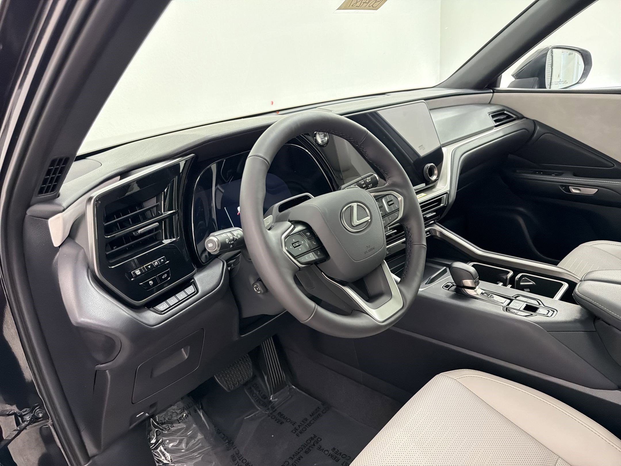 New 2026 Lexus TX 350 AWD image 4