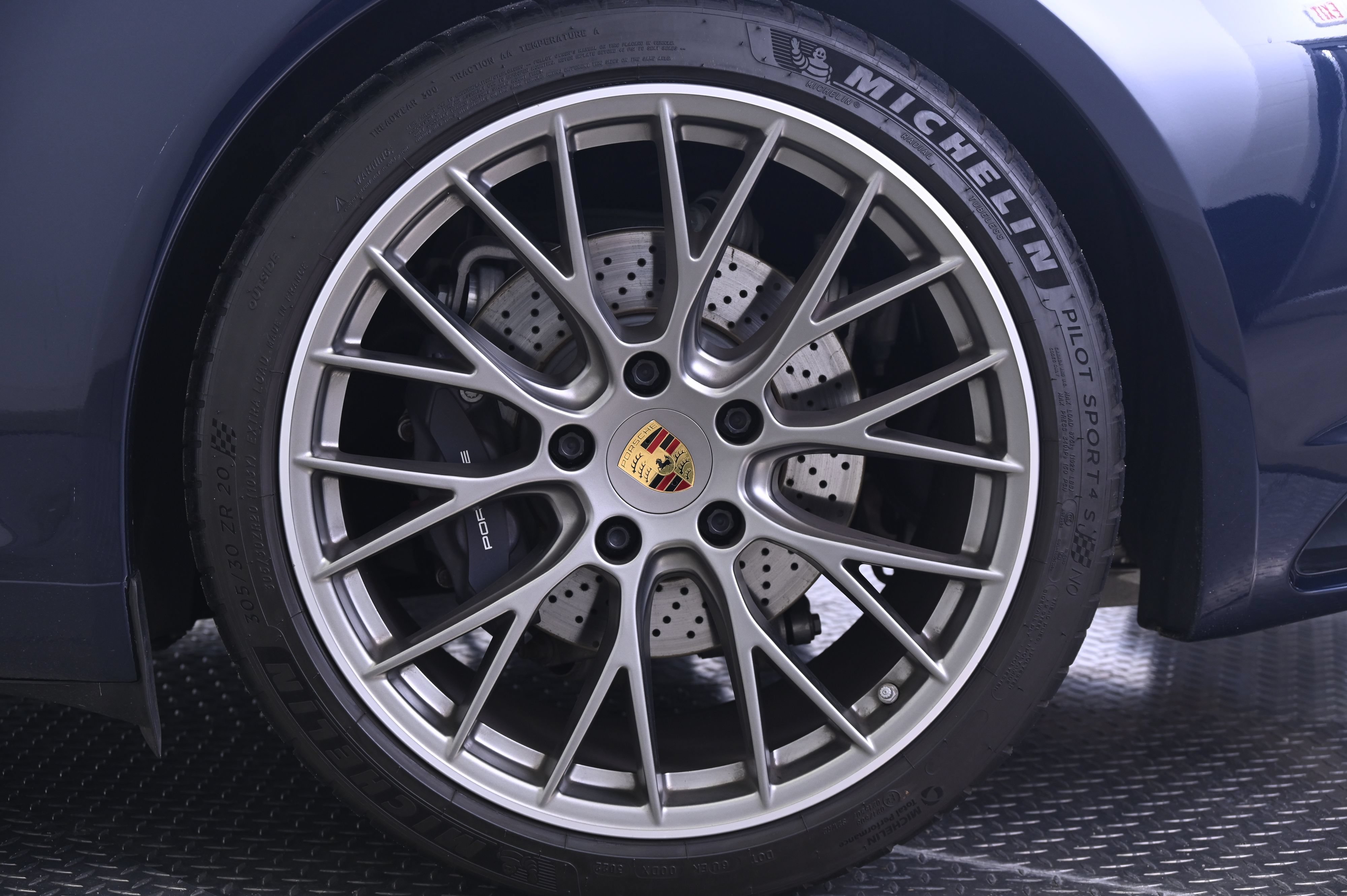 Certified 2019 Porsche 911 Carrera RWD image 12