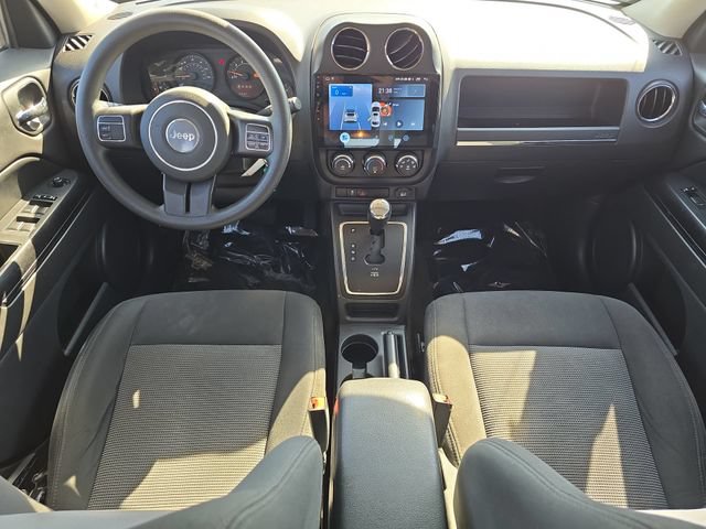 Used 2017 Jeep Patriot Sport w/ Power Value Group FWD image 24