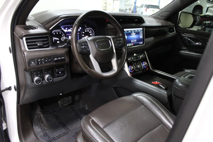 Used 2021 GMC Yukon XL Denali w/ Denali Ultimate Package image 43