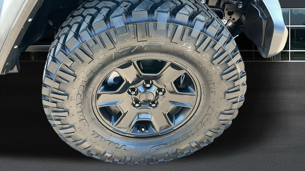 Used 2021 Jeep Gladiator Mojave w/ Trailer Tow Package image 7