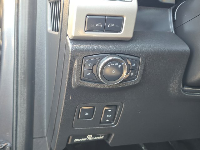 Used 2021 Ford F350 Lariat w/ Lariat Ultimate Package AWD/4WD image 16