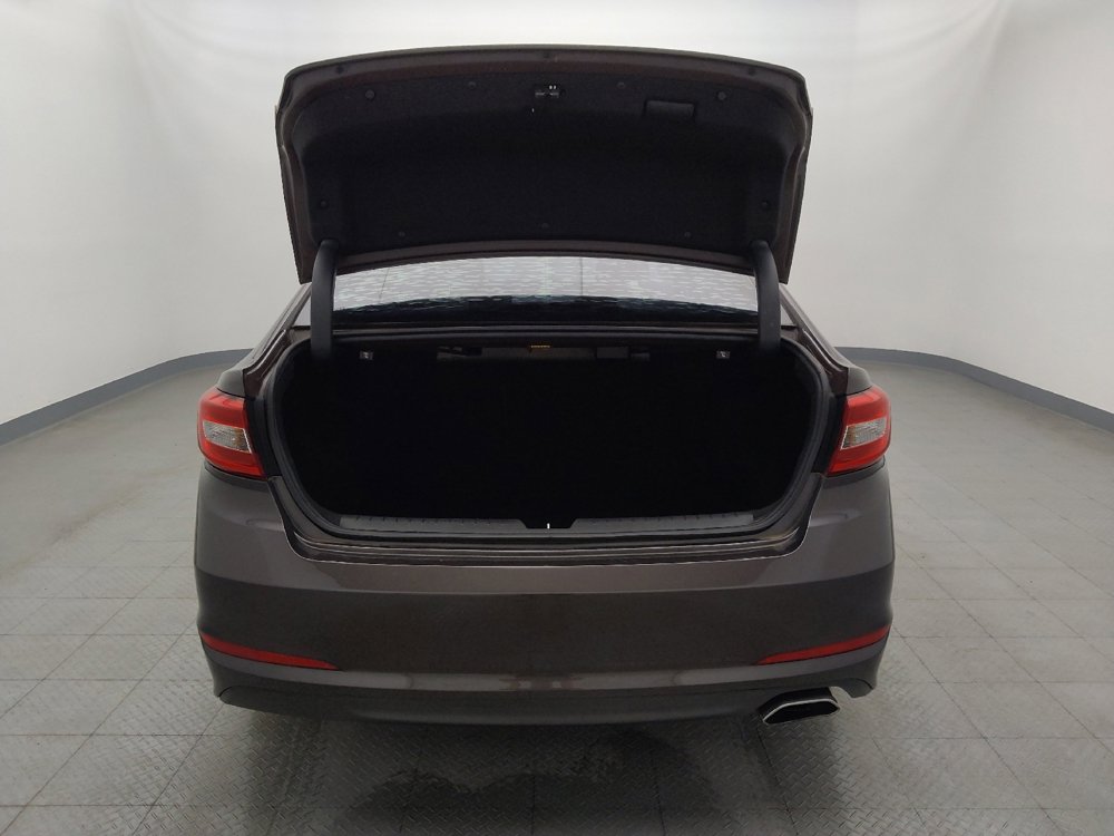 Used 2015 Hyundai Sonata SE image 29