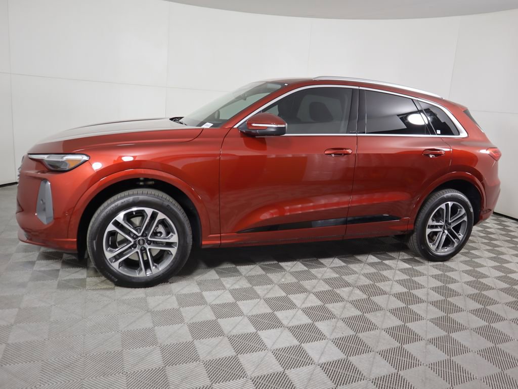 Used 2025 Audi Q5 Premium Plus w/ Premium Plus image 8