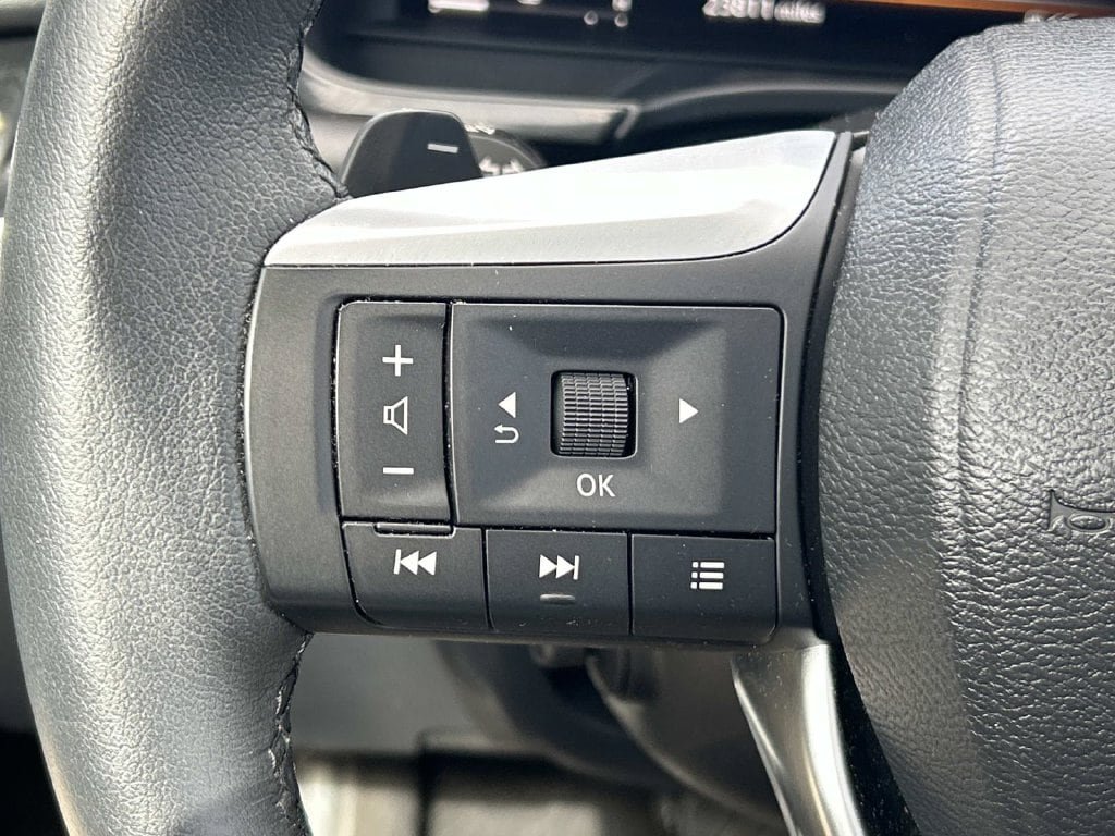 Used 2023 INFINITI QX60 Luxe AWD/4WD image 23