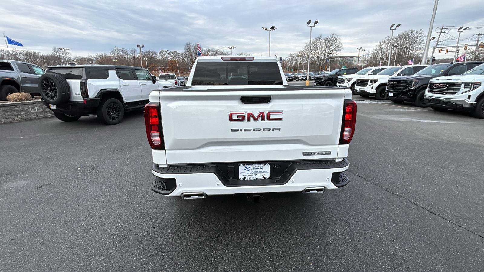 New 2026 GMC Sierra 1500 Elevation image 6