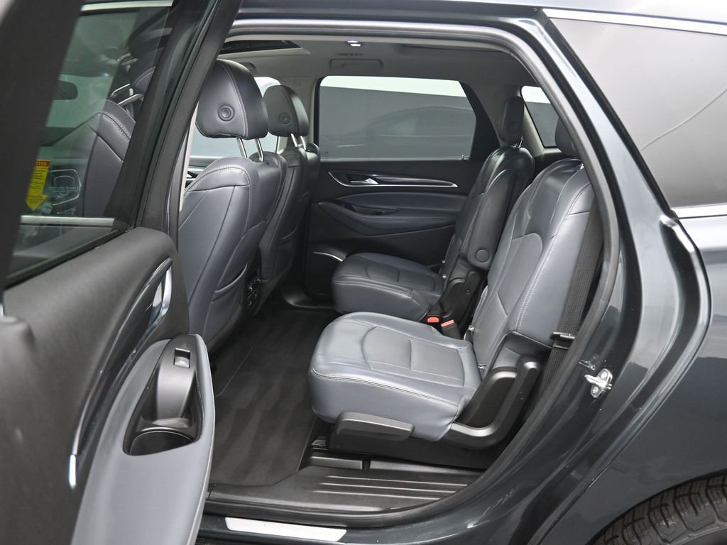 Used 2018 Buick Enclave Essence AWD/4WD image 32