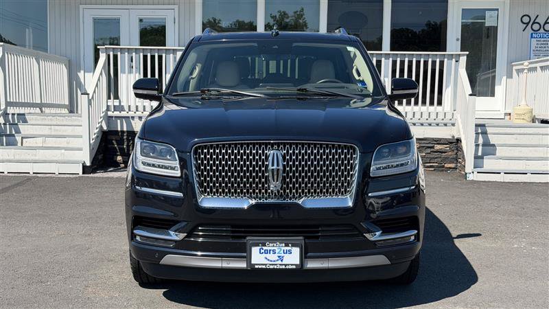 Used 2021 Lincoln Navigator Reserve w/ Luxury Package AWD/4WD image 9