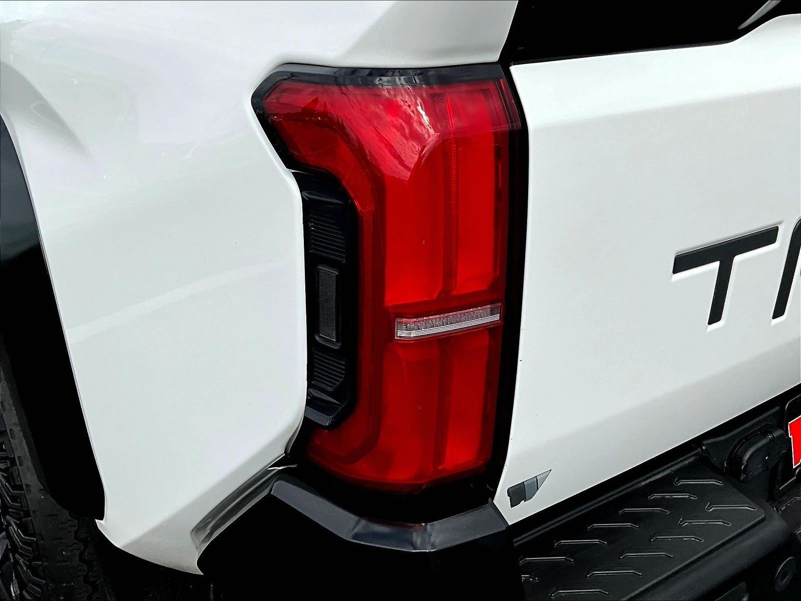 Used 2024 Toyota Tacoma TRD Pro AWD/4WD image 22