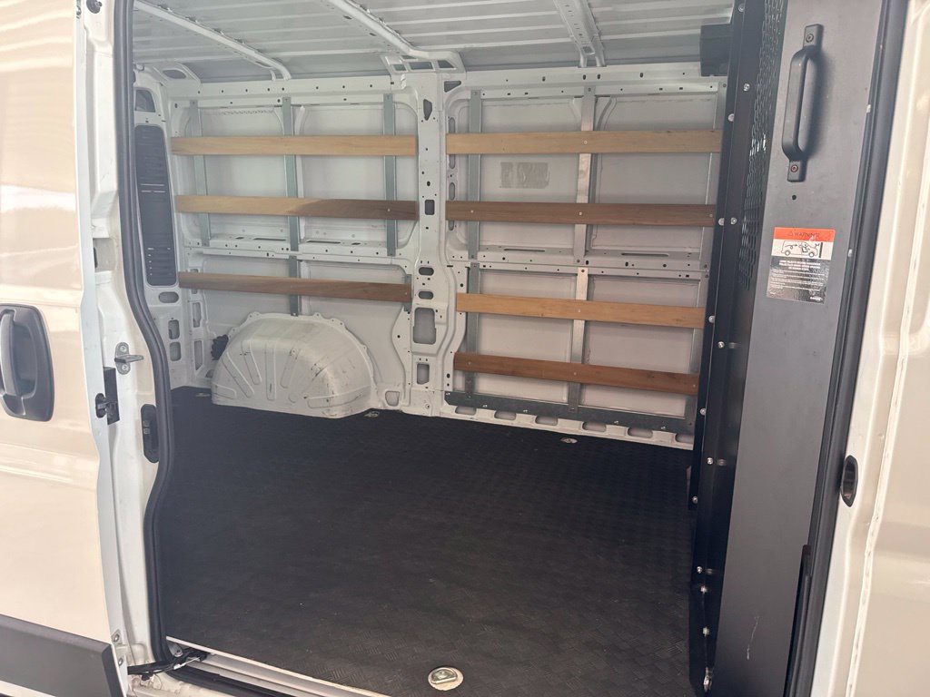 Used 2025 RAM ProMaster 2500 w/ U-Haul Equipment Group FWD image 13