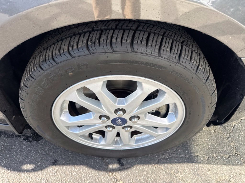 Used 2019 Ford Transit Connect XLT w/ Driver-Assist Package FWD image 7