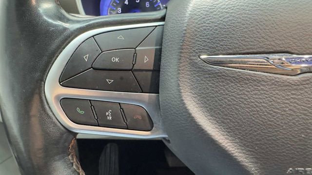 Used 2019 Chrysler Pacifica Touring-L Plus w/ Tire & Wheel Group FWD image 25