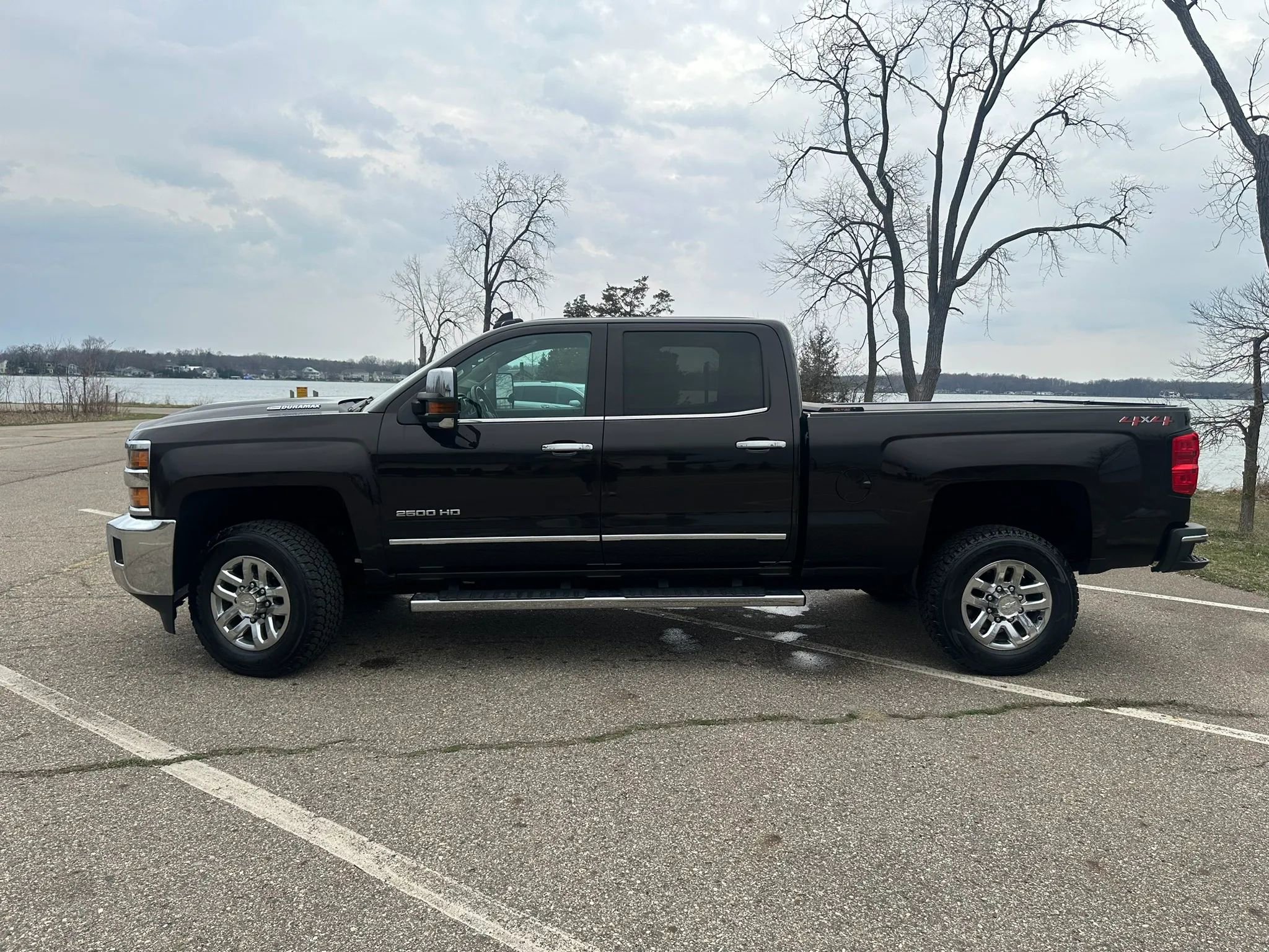 Used 2019 Chevrolet Silverado 2500 LTZ w/ Duramax Plus Package image 9