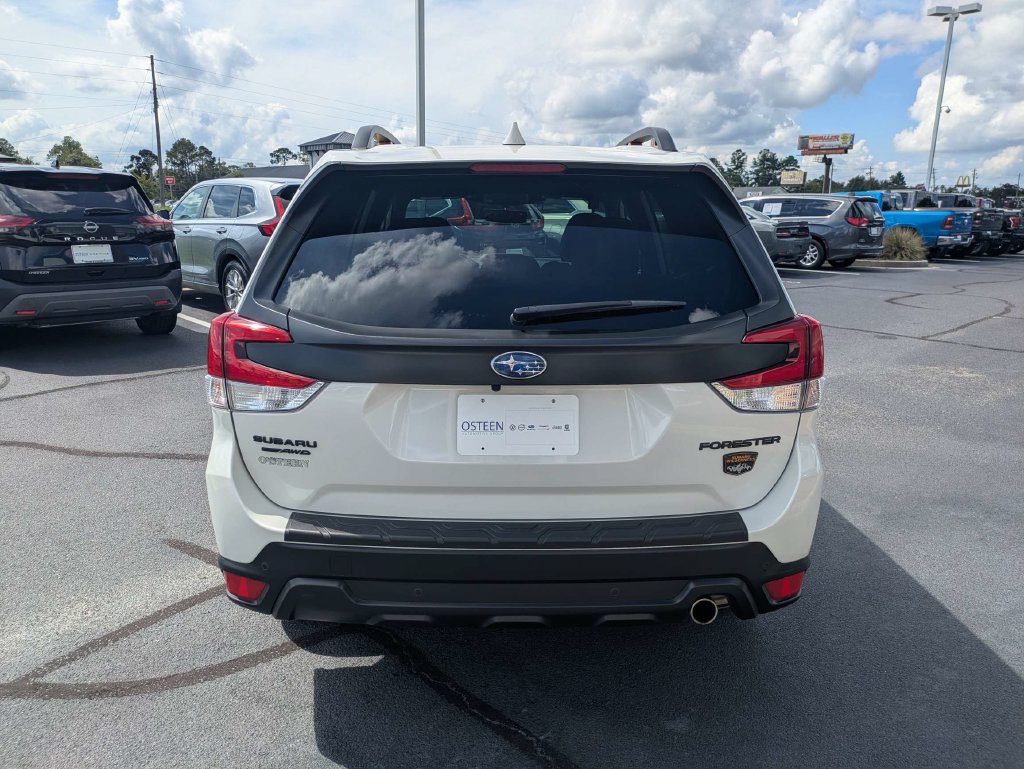 Certified 2022 Subaru Forester Wilderness AWD/4WD image 6