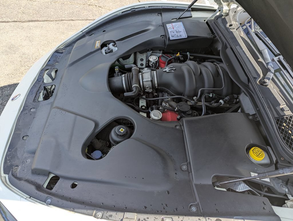 Used 2013 Maserati GranTurismo Convertible RWD image 48