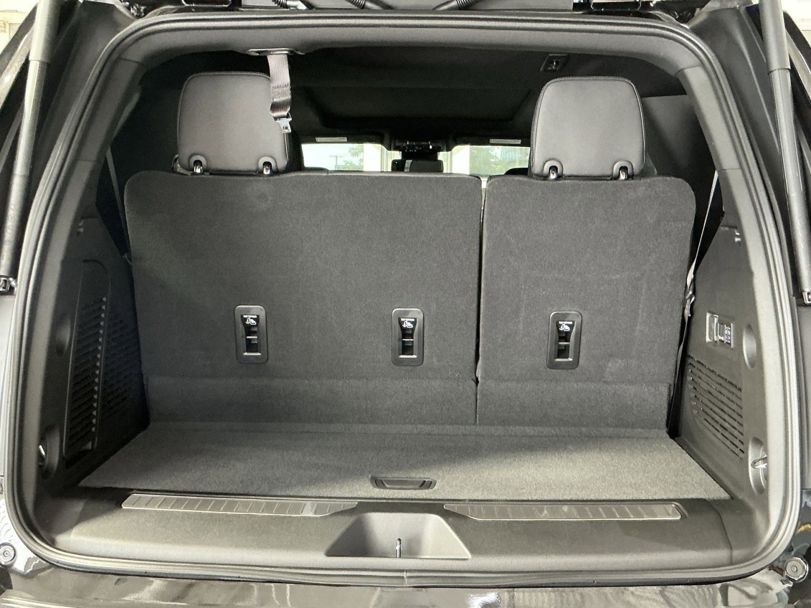 New 2026 Chevrolet Tahoe RST w/ Comfort Package image 34