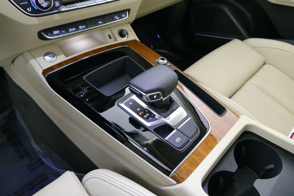 Certified 2023 Audi Q5 2.0T Premium Plus w/ Premium Plus Package AWD/4WD image 12