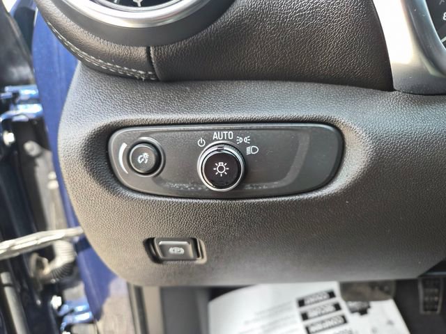 Used 2022 Chevrolet Blazer LT FWD image 17
