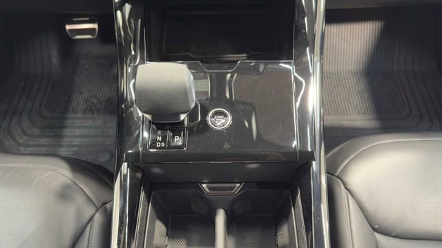 Used 2024 Land Rover Range Rover Sport Dynamic SE image 20