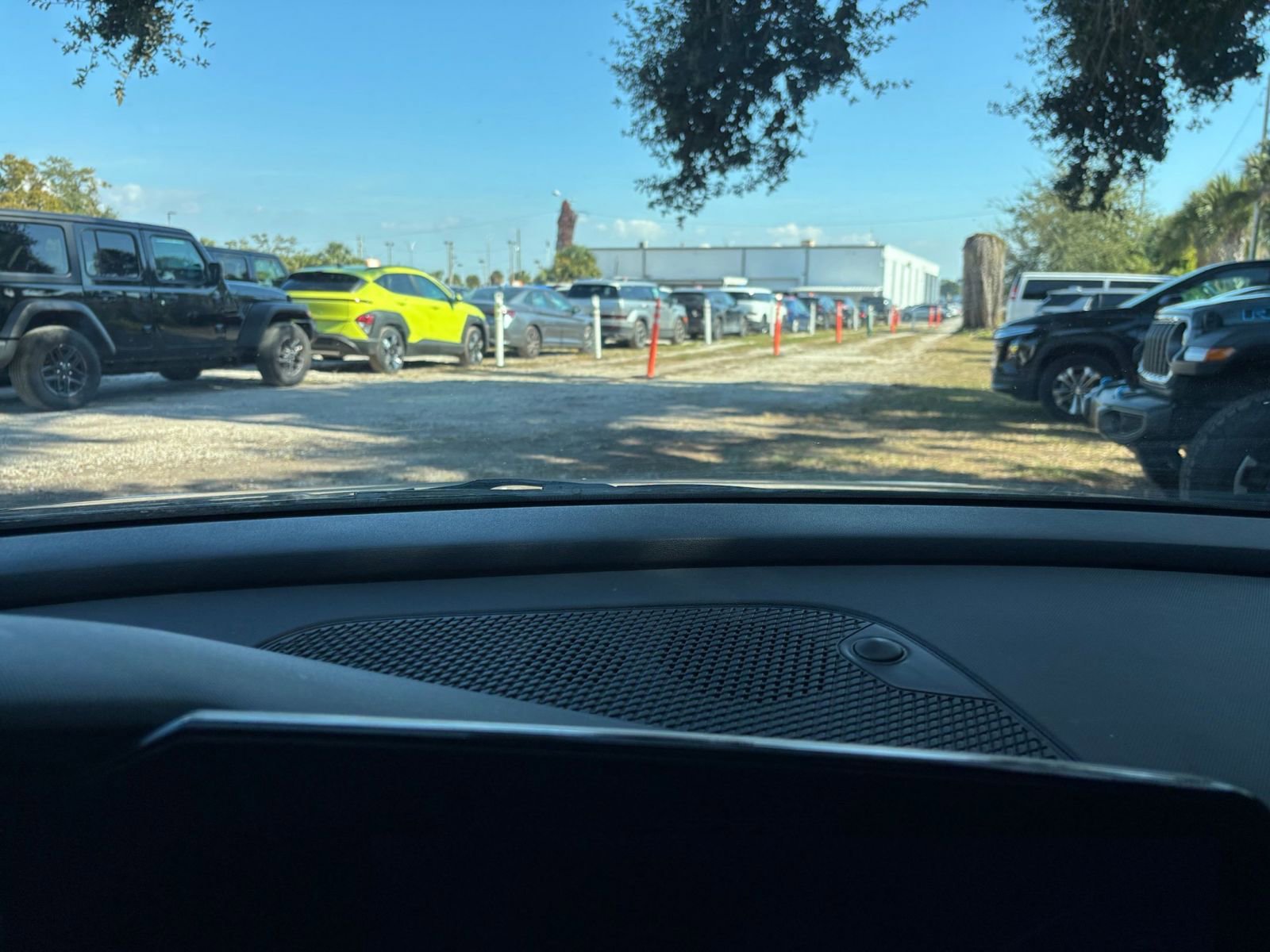 Used 2025 Hyundai Elantra Limited image 18