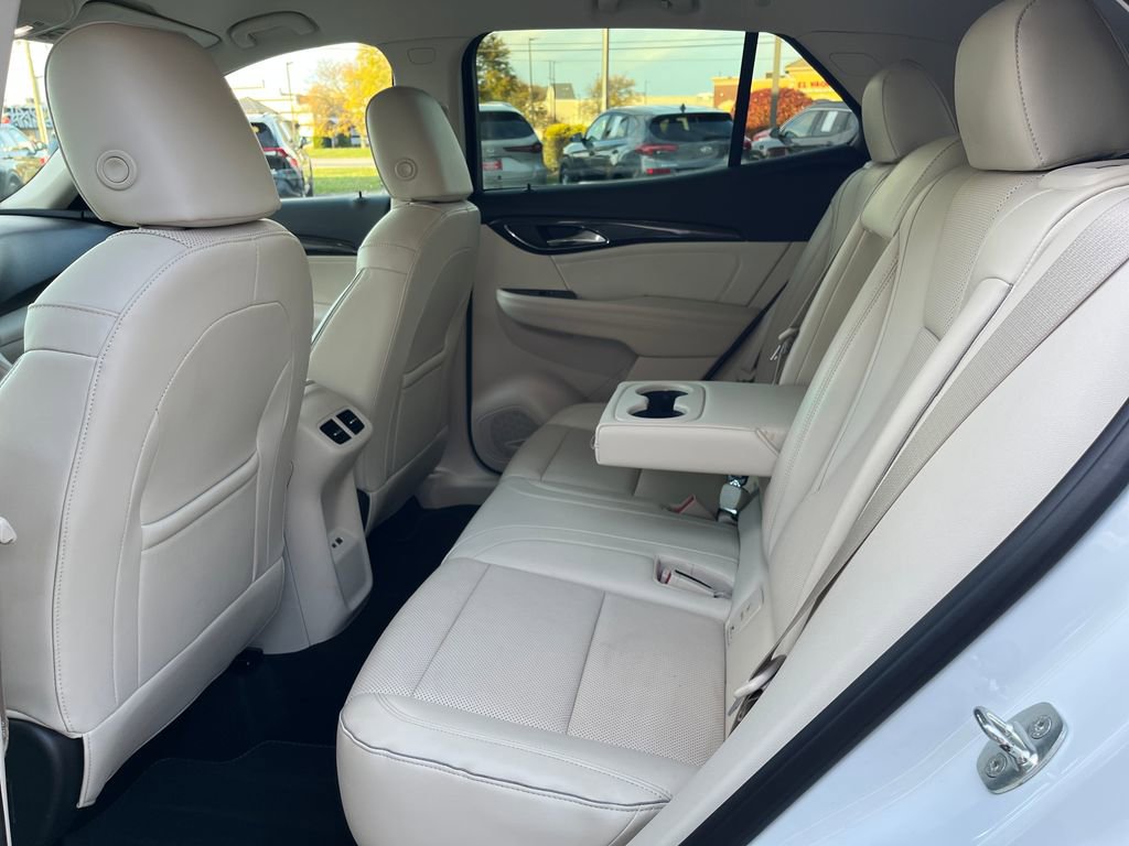 Used 2022 Buick Envision Essence w/ Safety Package image 24
