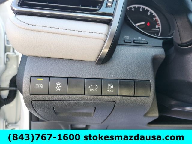 Used 2024 Toyota Camry SE FWD image 4
