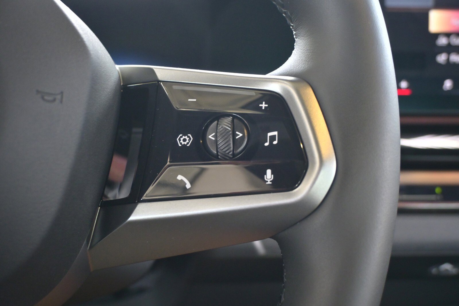 New 2024 BMW i5 eDrive40i w/ Executive Package image 21