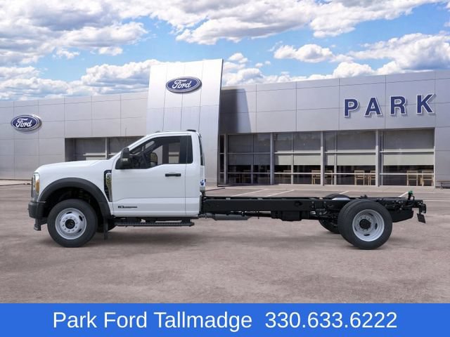New 2025 Ford F550 4x4 Regular Cab Super Duty image 3