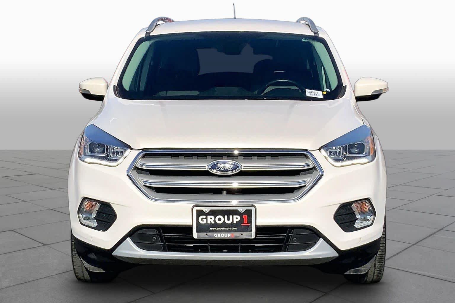 Used 2019 Ford Escape Titanium FWD image 4