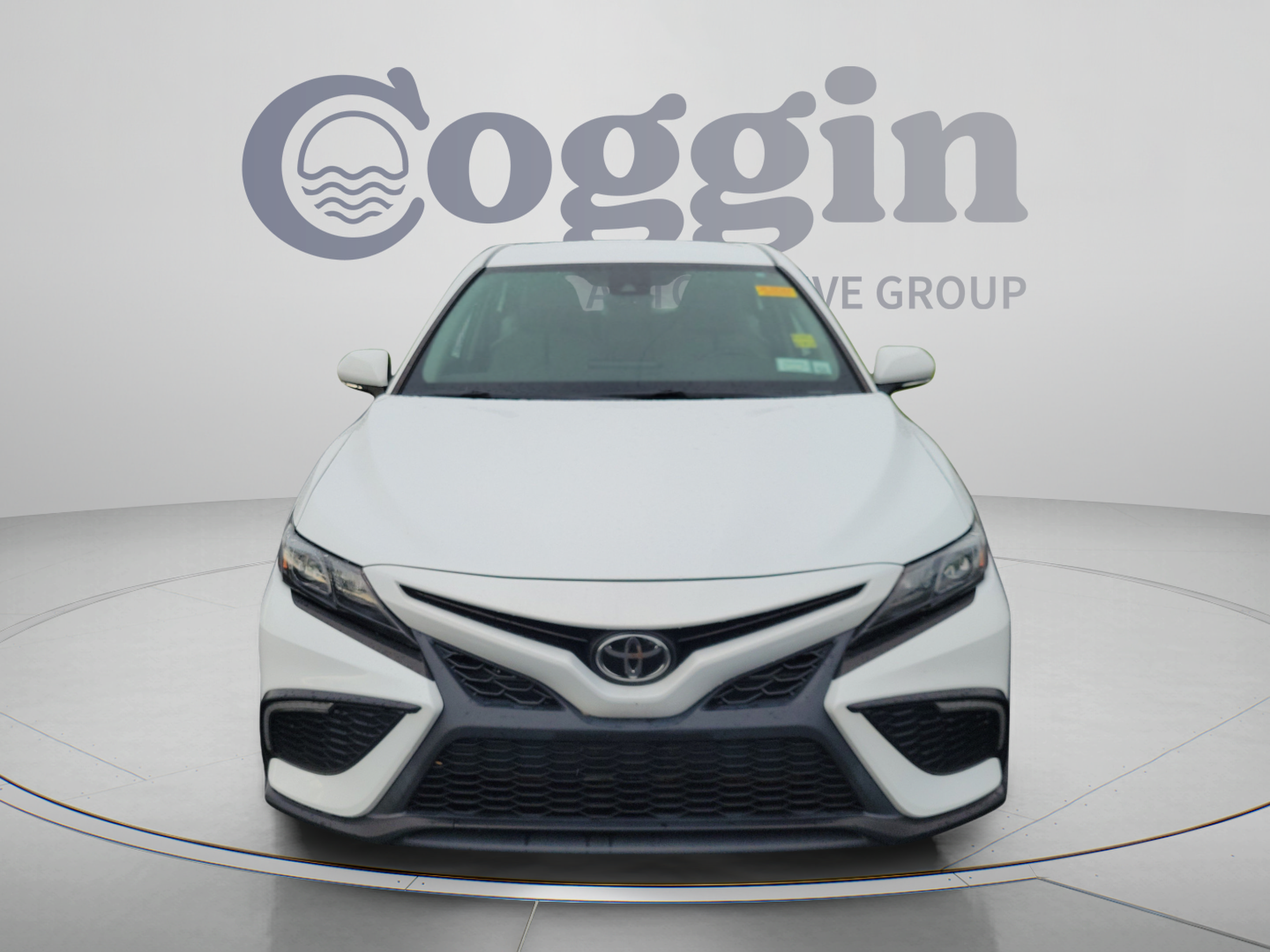 Used 2023 Toyota Camry SE AWD/4WD image 11
