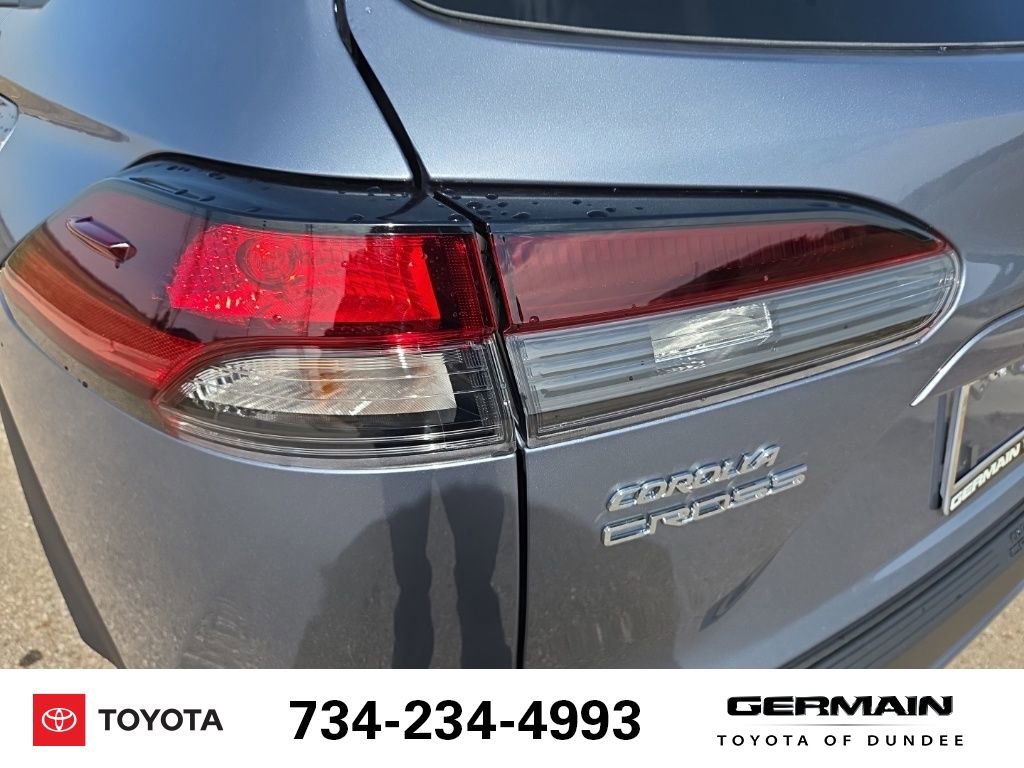 New 2026 Toyota Corolla Cross L image 18