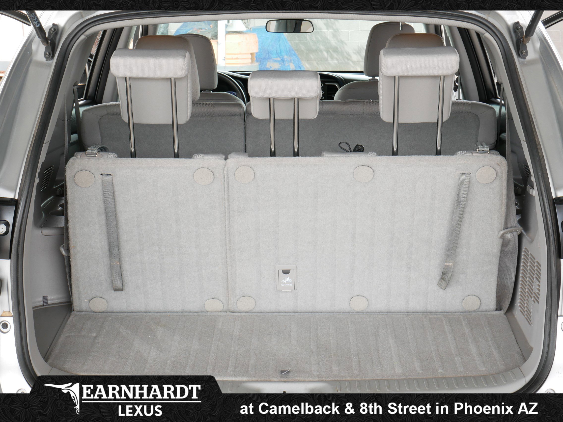 Used 2017 Toyota Highlander LE image 29